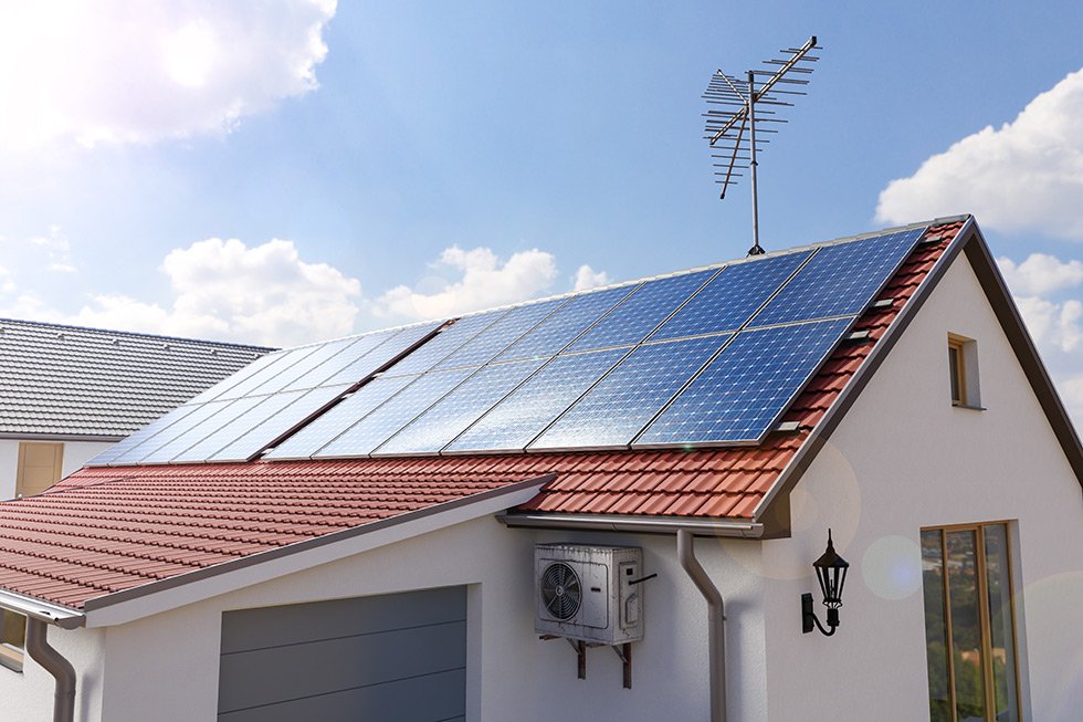 Ahorra con la instalación de placas fotovoltaicas en tu vivienda