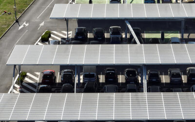 Instalación de placas solares en aparcamientos